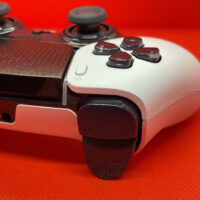Manette PS5 DualSense Edge&nbsp;: on a demandé l'avis d'un joueur pro