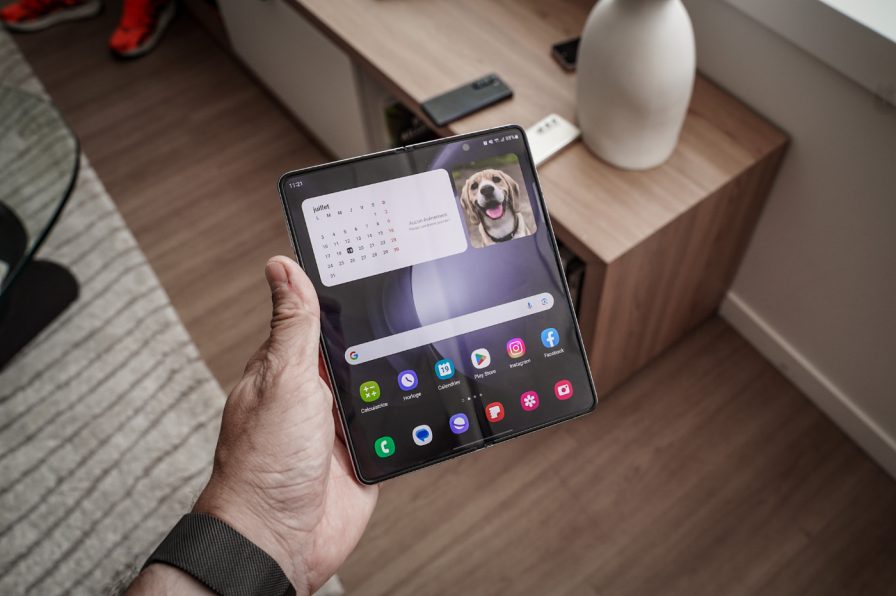 Pliera Comparatif Samsung Galaxy Z Fold5 vs Honor Magic Vs : pliera bien qui ...