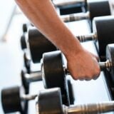 Sport Musculation salle de sport haltère