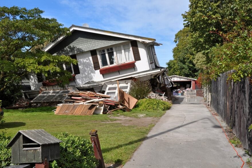 Maisons fissurées : 20 millions de Français risquent de voir leur logement s’effondrer à cause du retrait gonflement des argiles