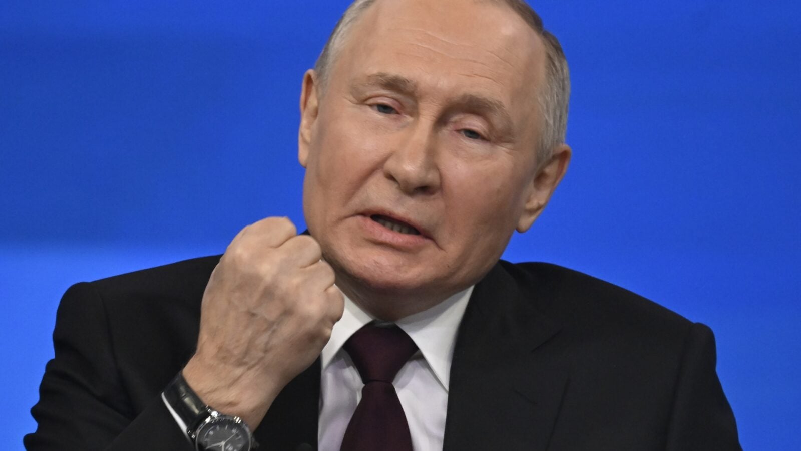 La Russie prend le contrôle des supermarchés français Auchan et des filiales suisses Nestlé présents sur son territoire