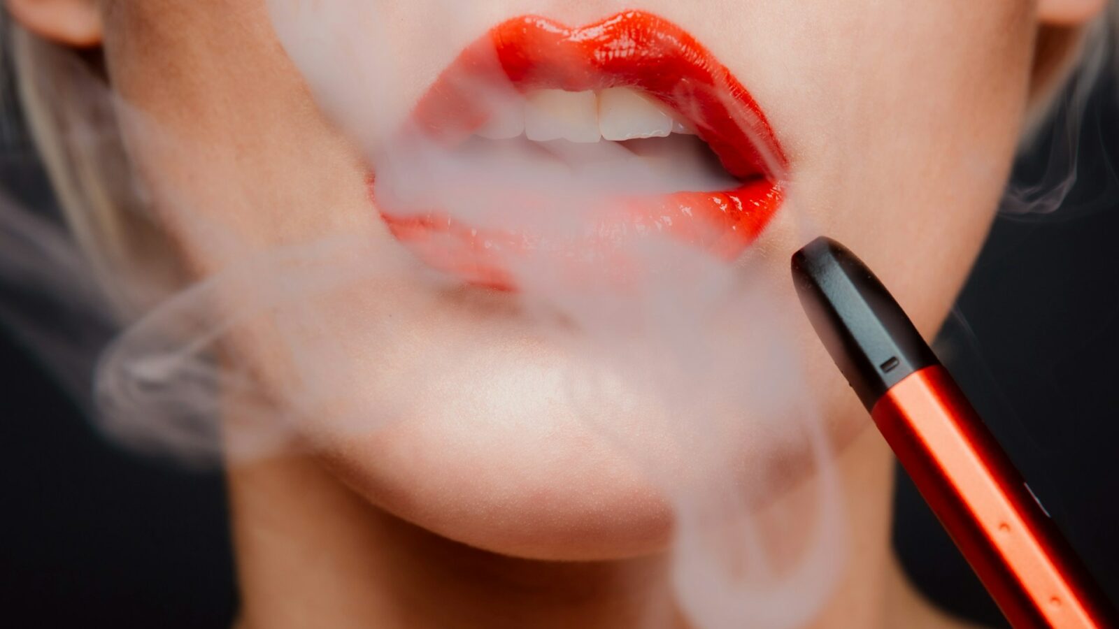 Les scientifiques alertent : la cigarette lectronique n'est pas sans  danger pendant la grossesse