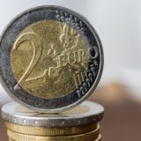 2 euros