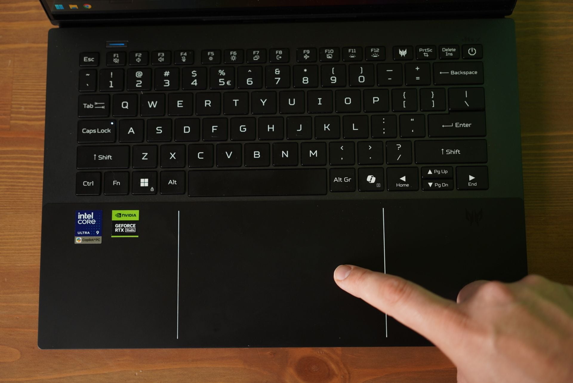 Acer Predator Triton 14 Ai (18)