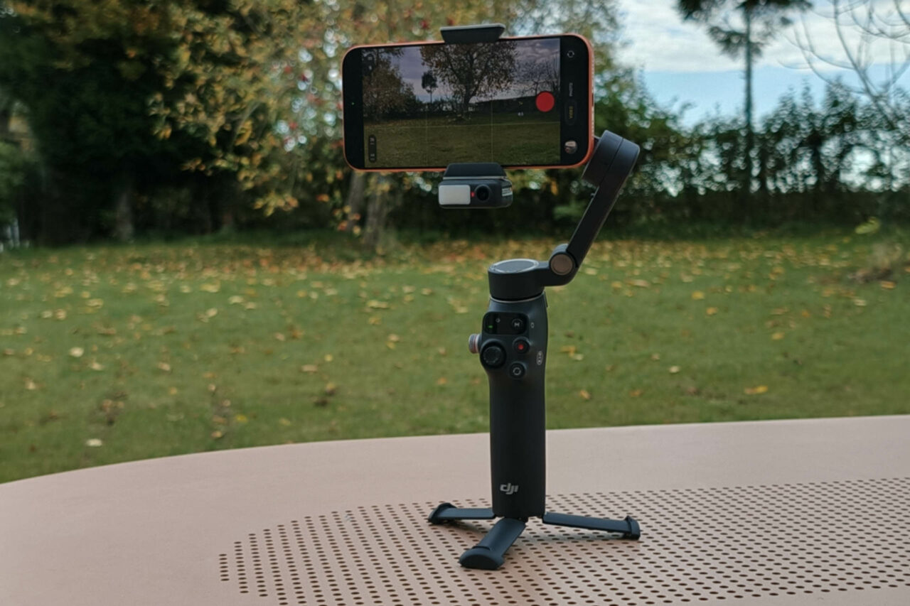 DJI Osmo Mobile 2 3-Axis Cardan léger stabilisateur portable iPhone et Android Smartphones Base de transport