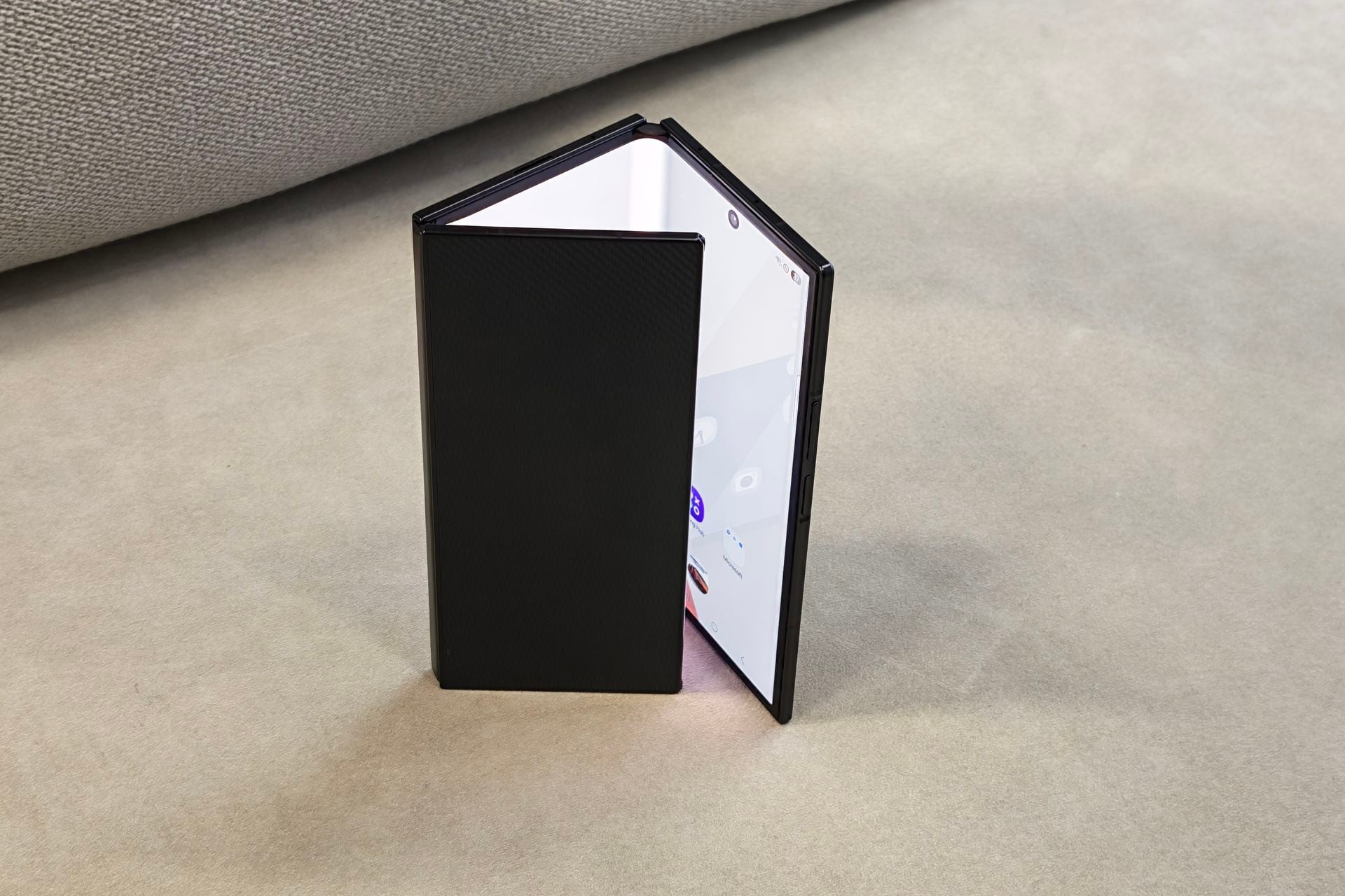 Samsung Galaxy Z Trifold (21)