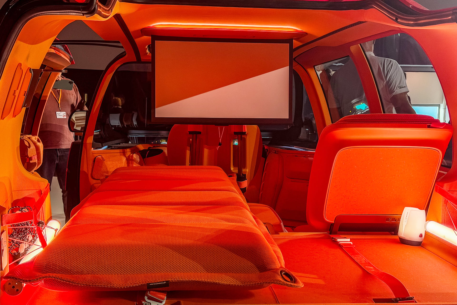 Citroen Elo Concept Couchette Ecran Habitacle