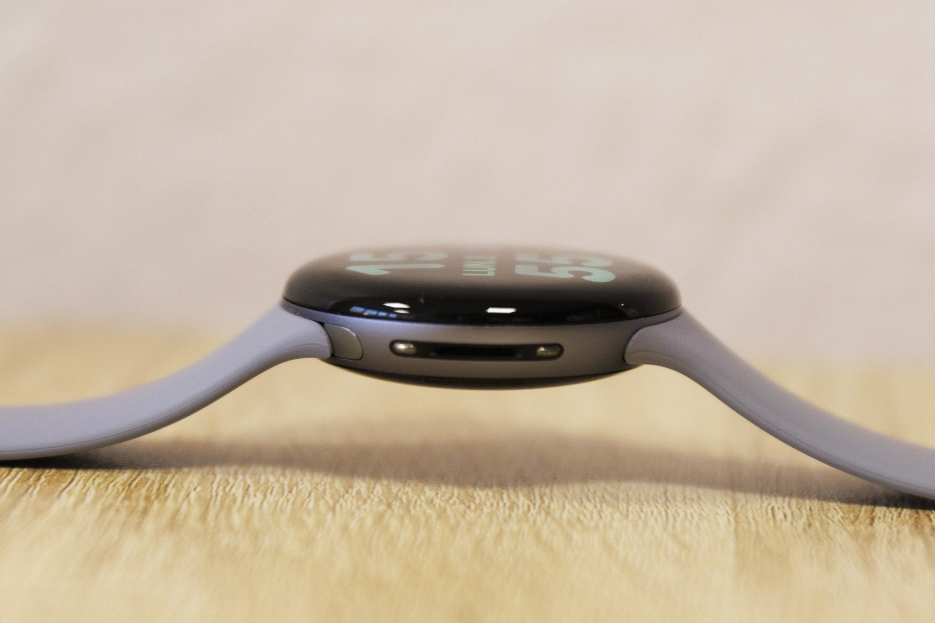 Google Pixel Watch 4 4