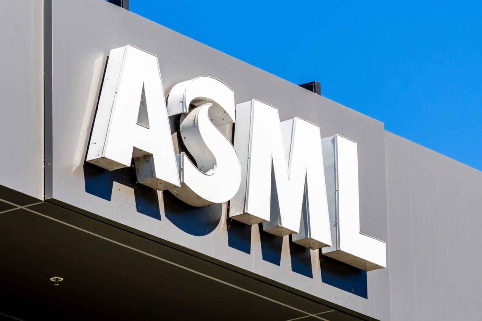 ASML devient la 3e entreprise européenne à dépasser 500 milliards $ de ...