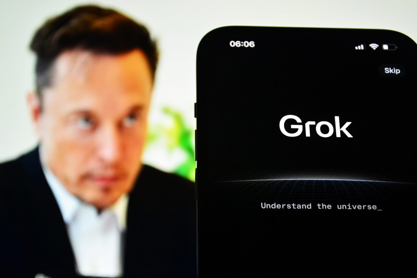 Grok : l’IA d’Elon Musk est disponible gratuitement, voici comment y ...