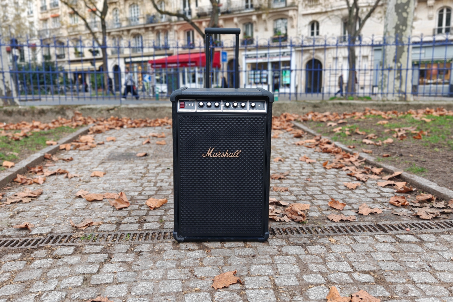 Reportage enceinte festives soirées fête Sony LG Marshall JBL Hisense 