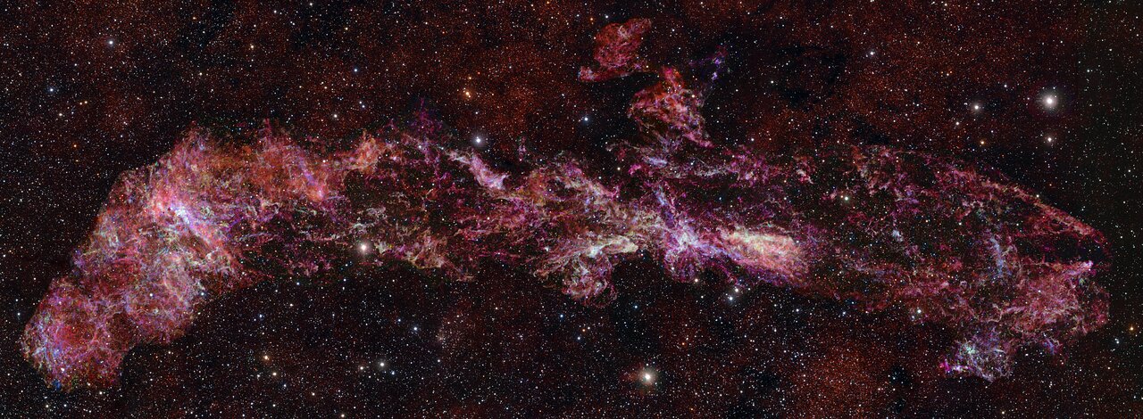 Largest Alma Image Ever Shows The Molecular Gas In The Centre Of