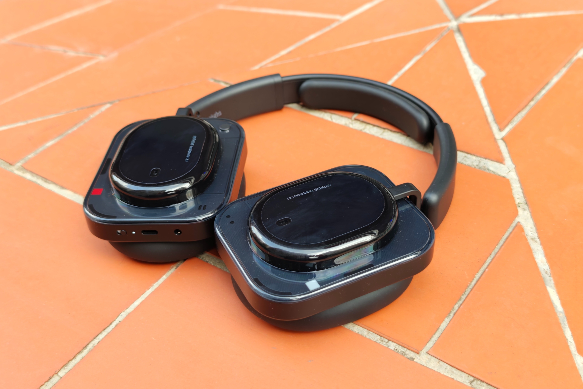 Casque Nothing Headphone (a) - design plus plastique