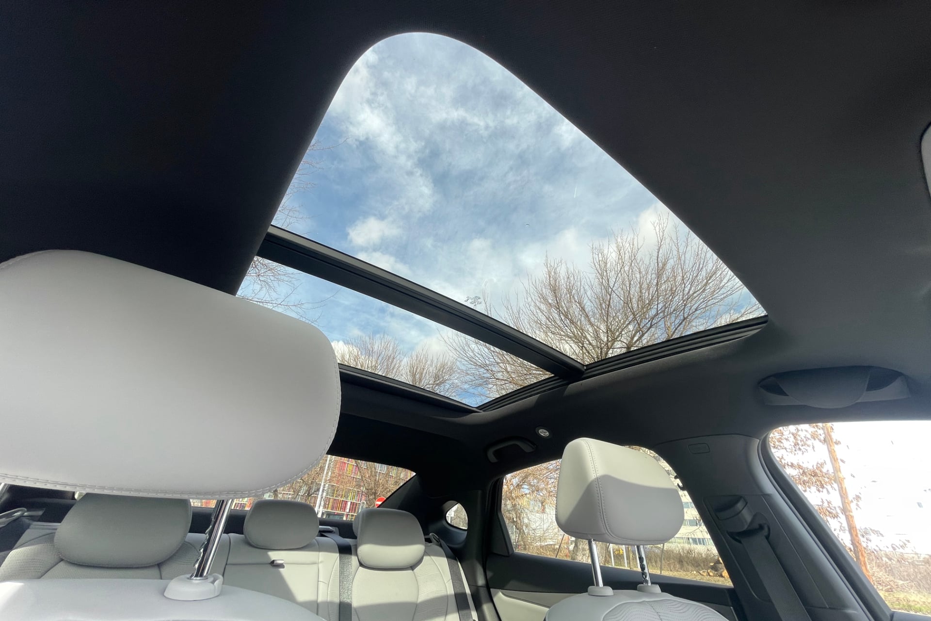 Essai Byd Seal 6 Dmi Berline 2026 Toit Vitre