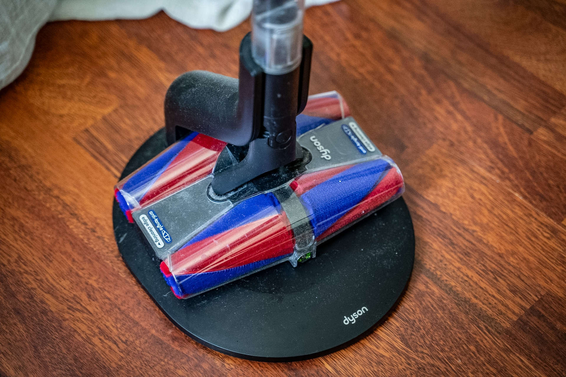 Test Dyson Pencilvac Station
