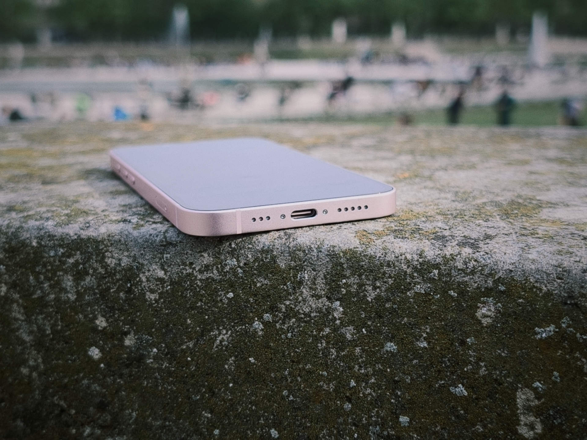 test iphone 17e charge