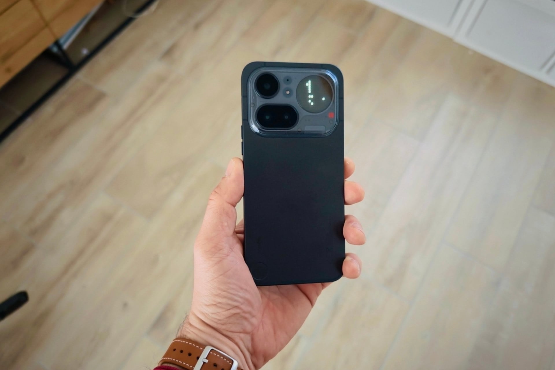 test nothing phone 4a pro design