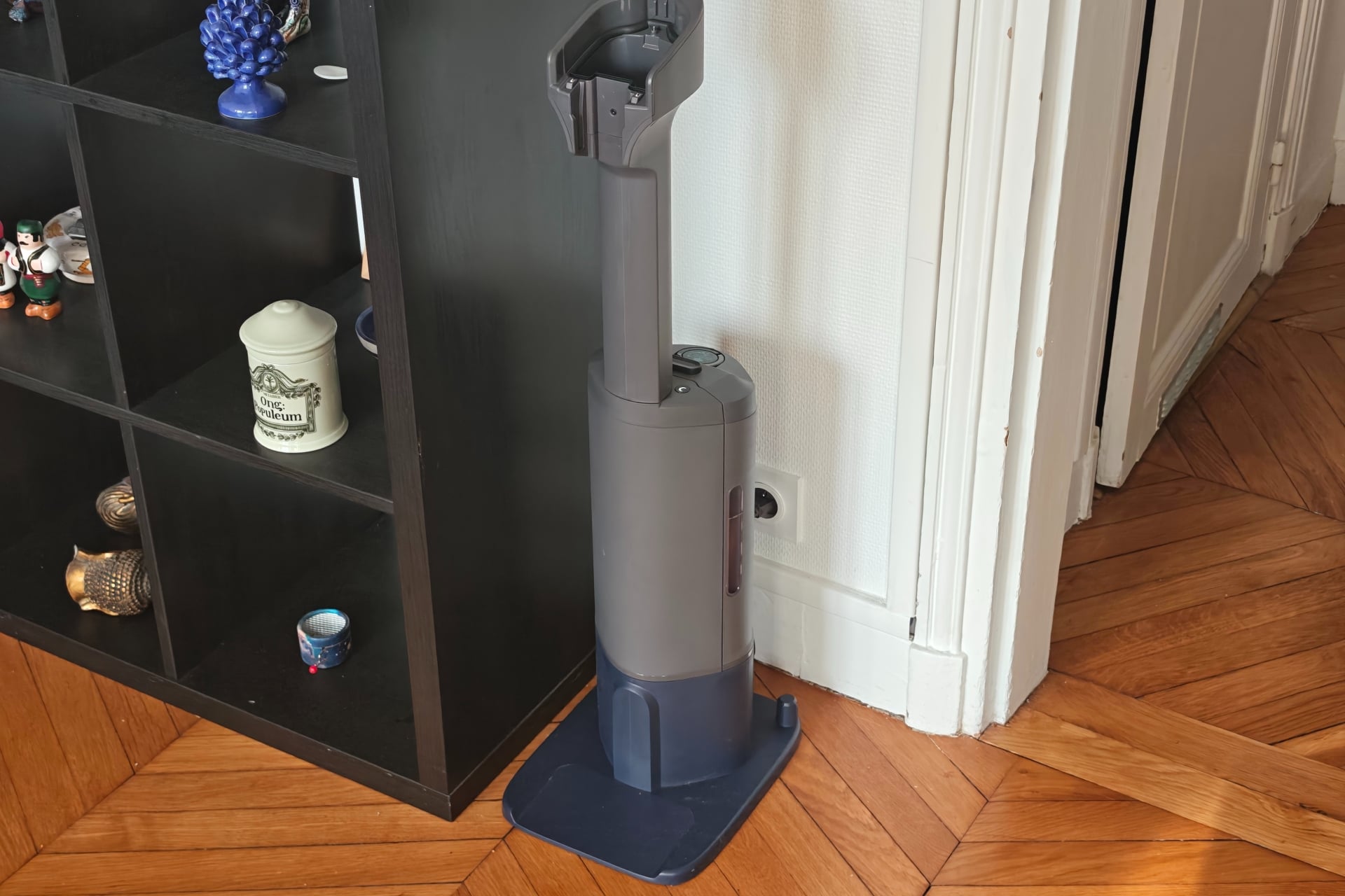 Shark PowerDetect Speed Clean&Empty Pet Pro base 