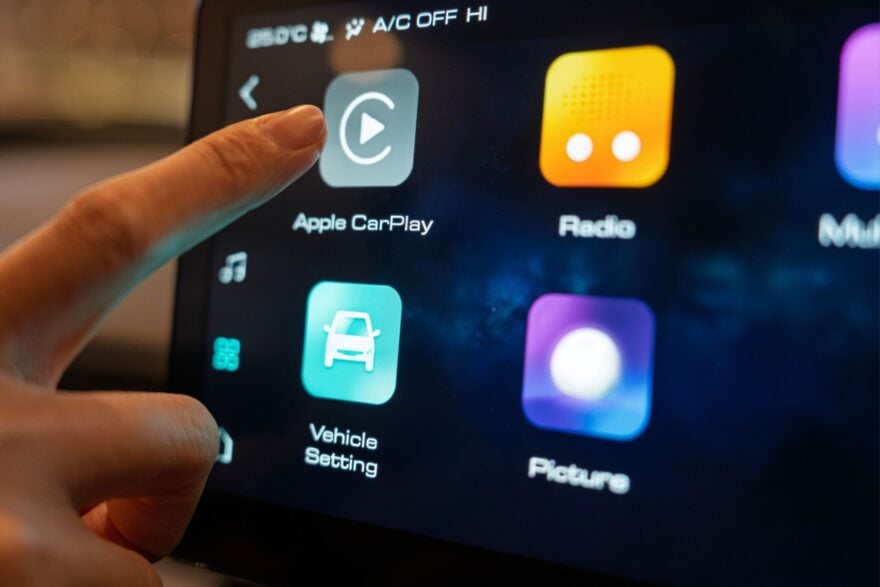 Coup dur pour Android Auto, ChatGPT est maintenant disponible sur CarPlay