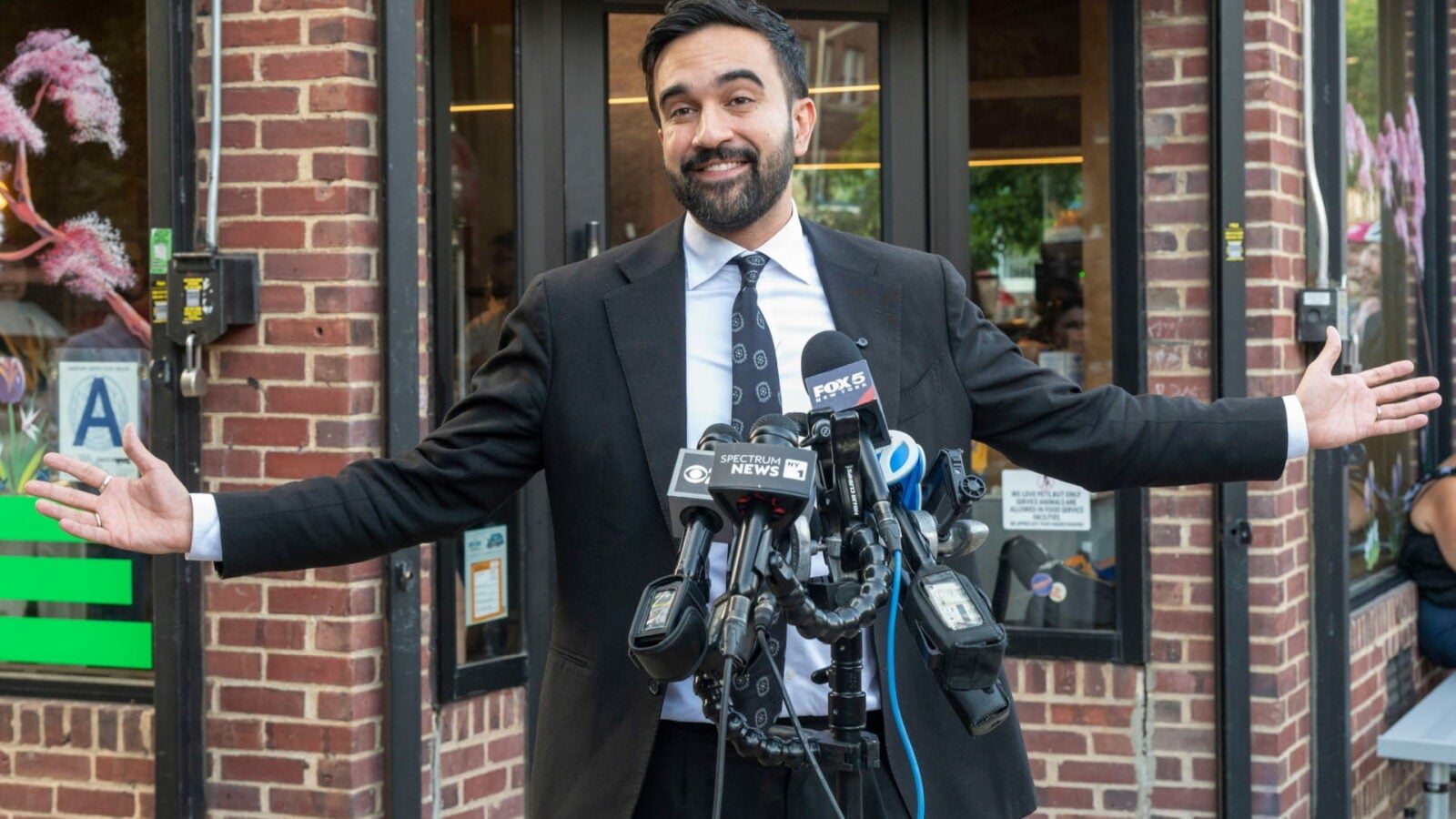 Le maire de New York a un nouvel allié pour taxer les ultrariches : l’économiste français Gabriel Zucman