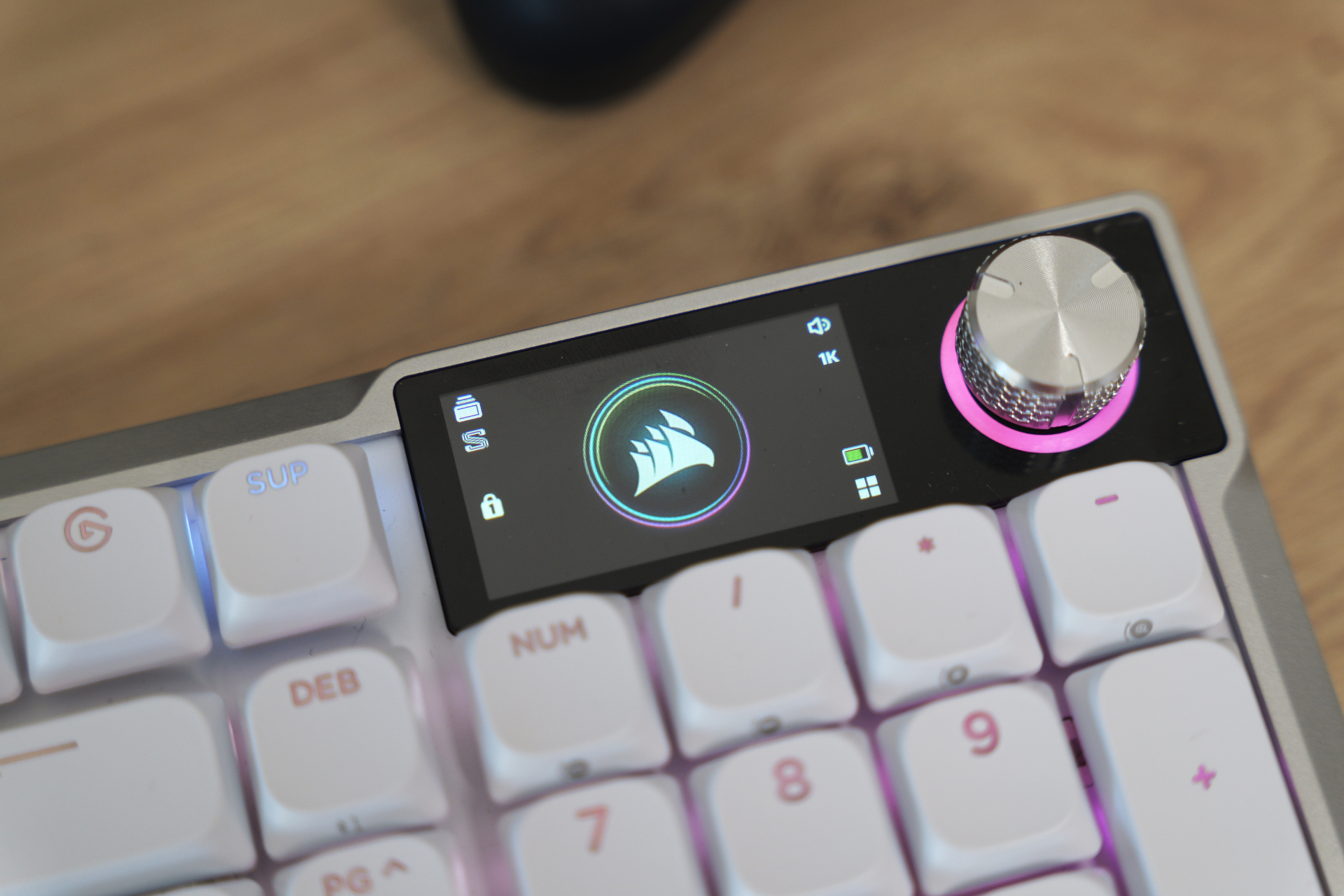 Corsair Vanguard Air 99 Wireless Ecran Molette