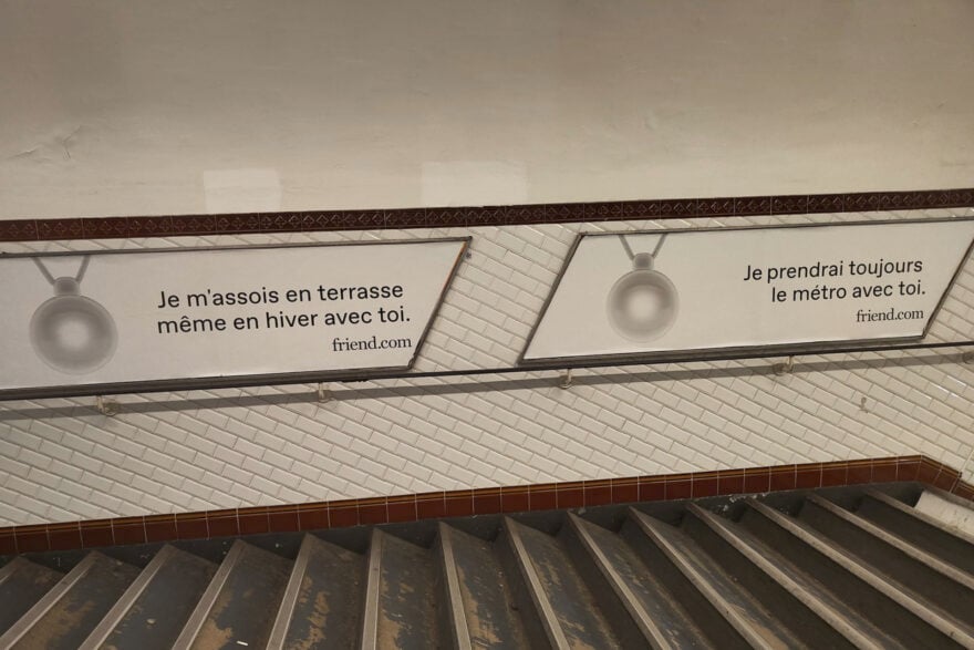 Friend Collier Affiche Metro Paris