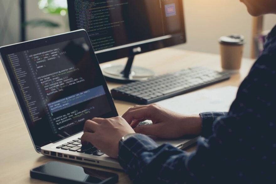 Developpeur Code Programmation Logiciel Codeur (1)