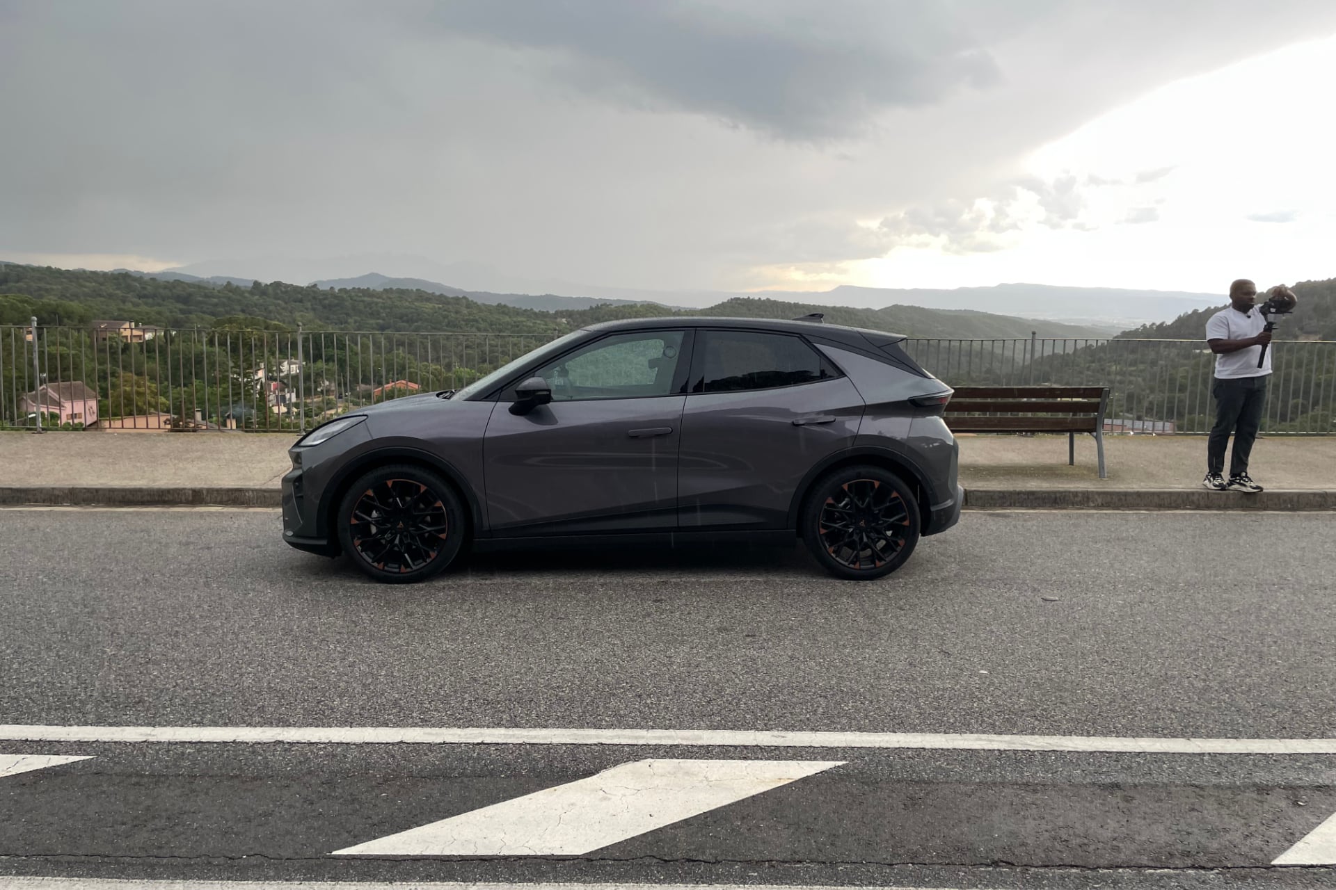Essai Cupra Raval Vz 2026 Profil