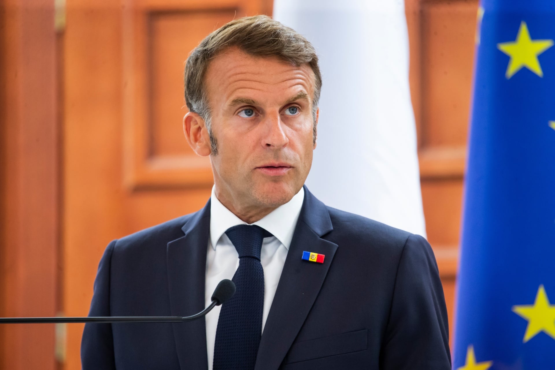 Macron Quantique
