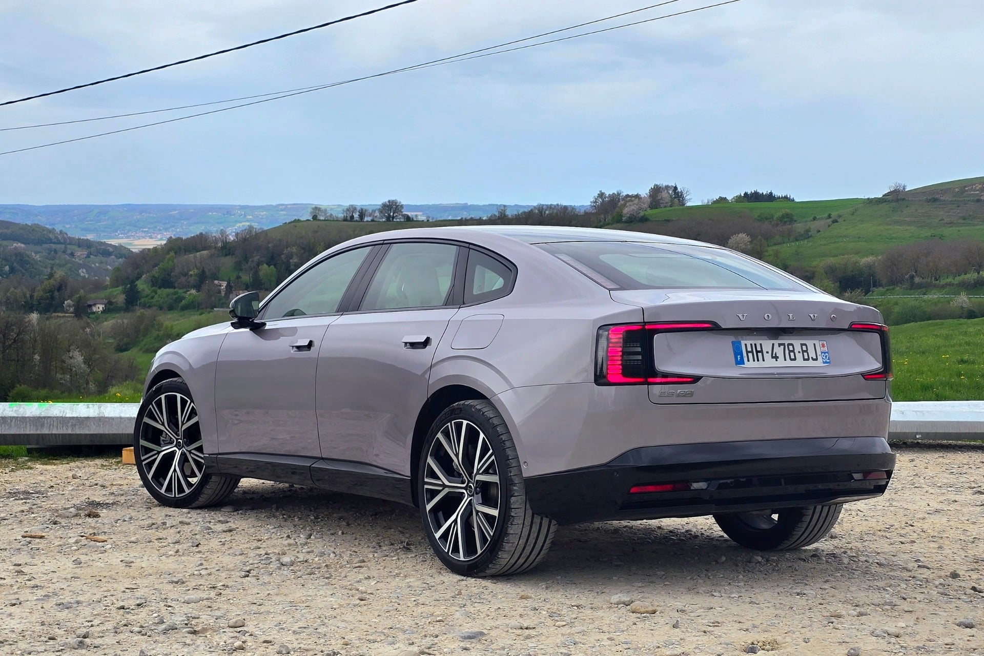 Volvo Es90 (16)