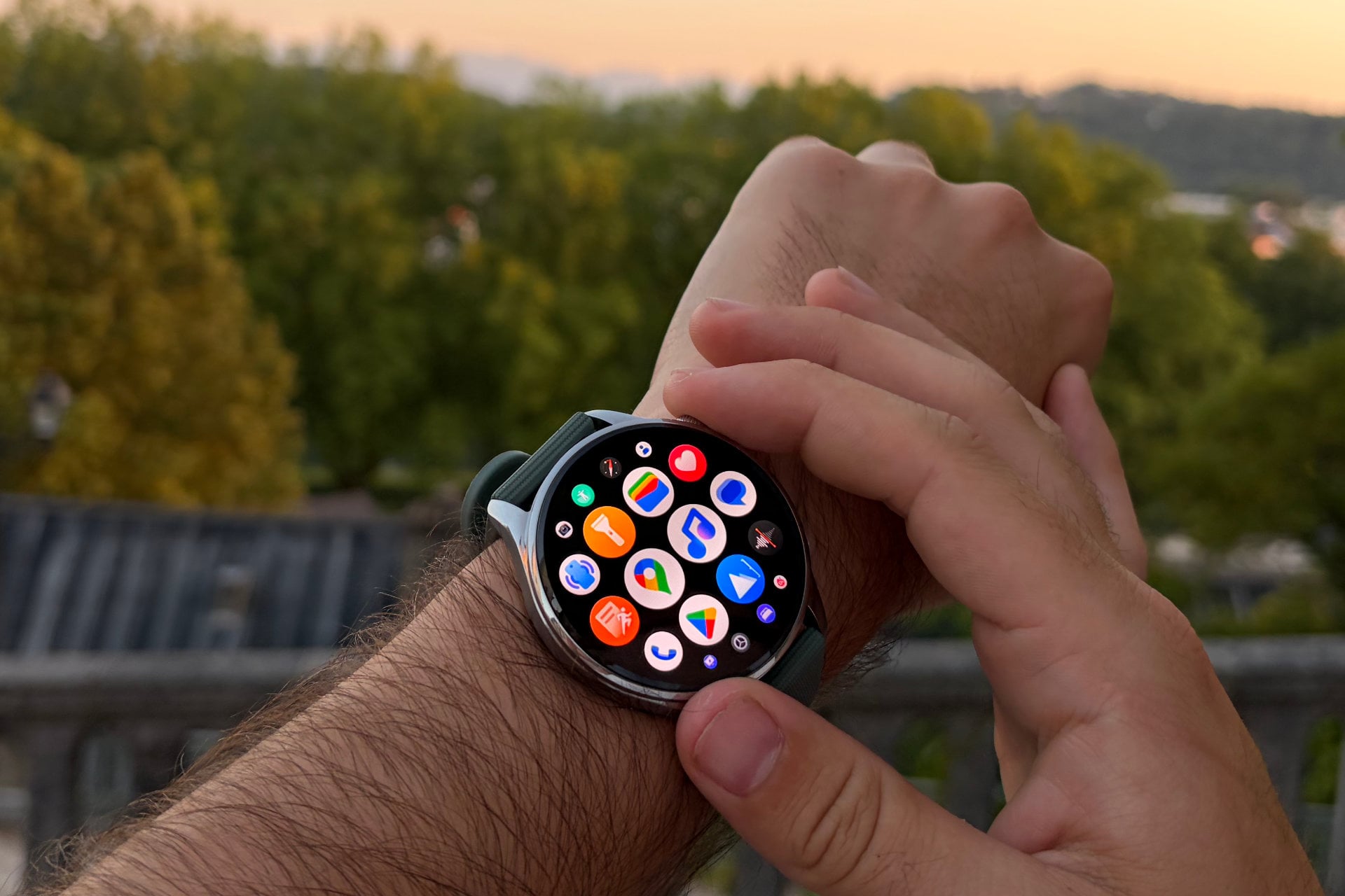 Xiaomi Watch 5 Test Menu