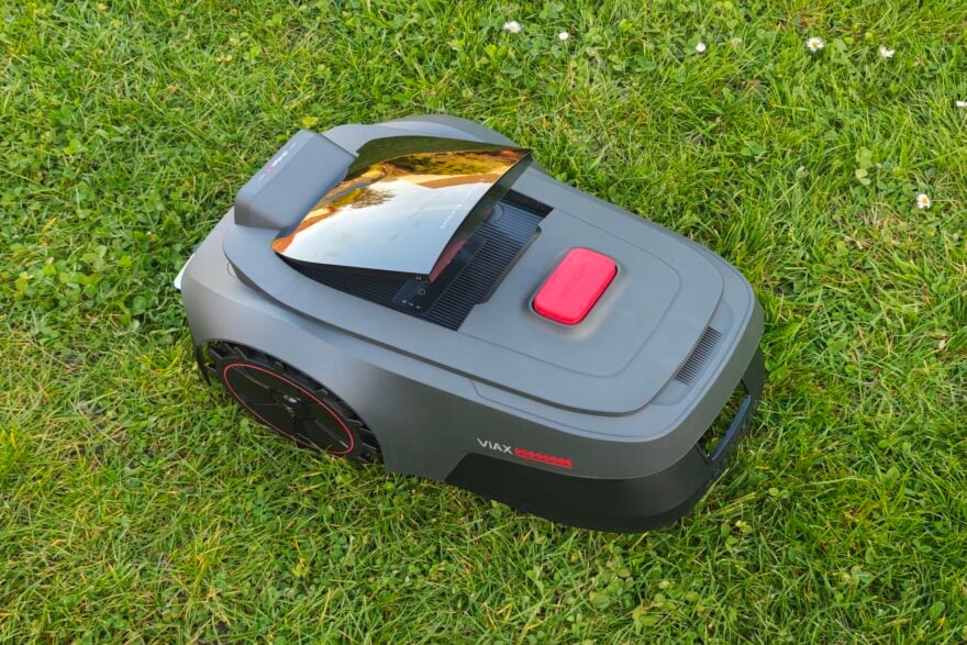 Test robot tondeuse Mova ViAX 250