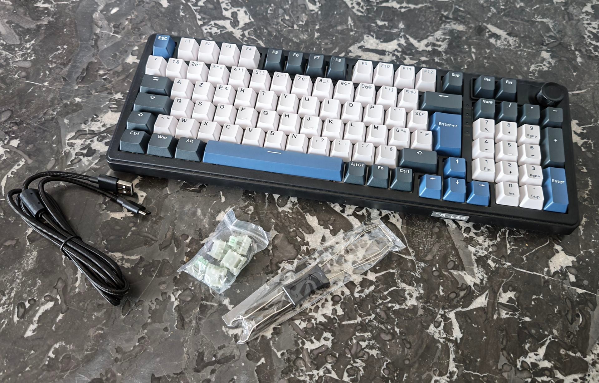 G Lab (6)