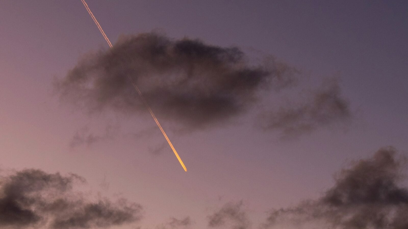 Flashé à 67 592 km/h, le météore de la Nouvelle-Angleterre a créé une détonation équivalente à 230 tonnes de TNT