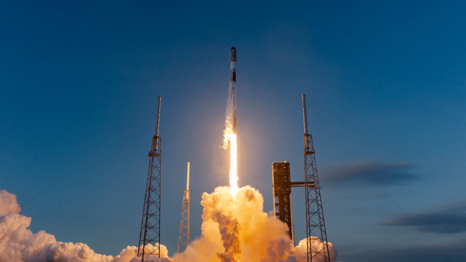 “Le déploiement de Starfall est confirmé” : quel est donc ce mystérieux projet que SpaceX lance discrètement ?