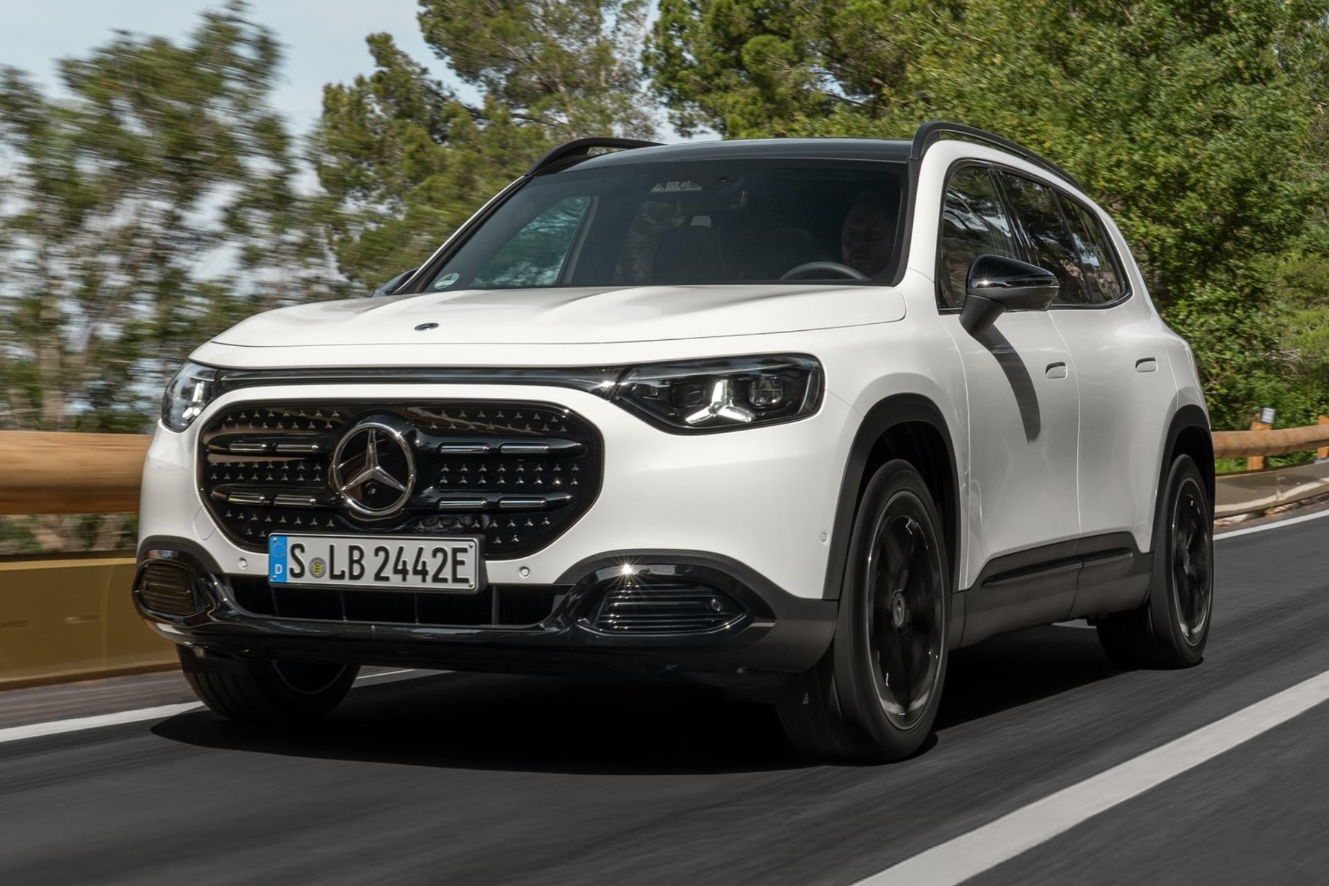 Mercedes Glb (1)