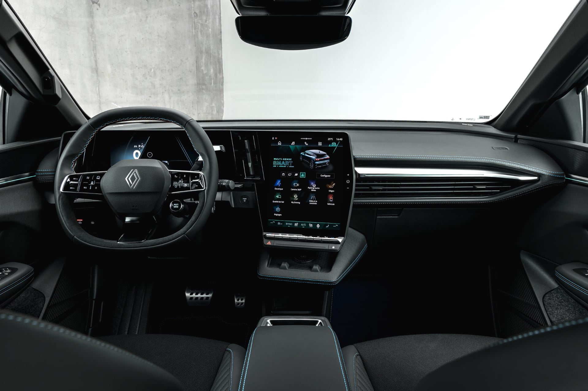 Renault Nouvelle Megane Electrique 2026 Habitacle