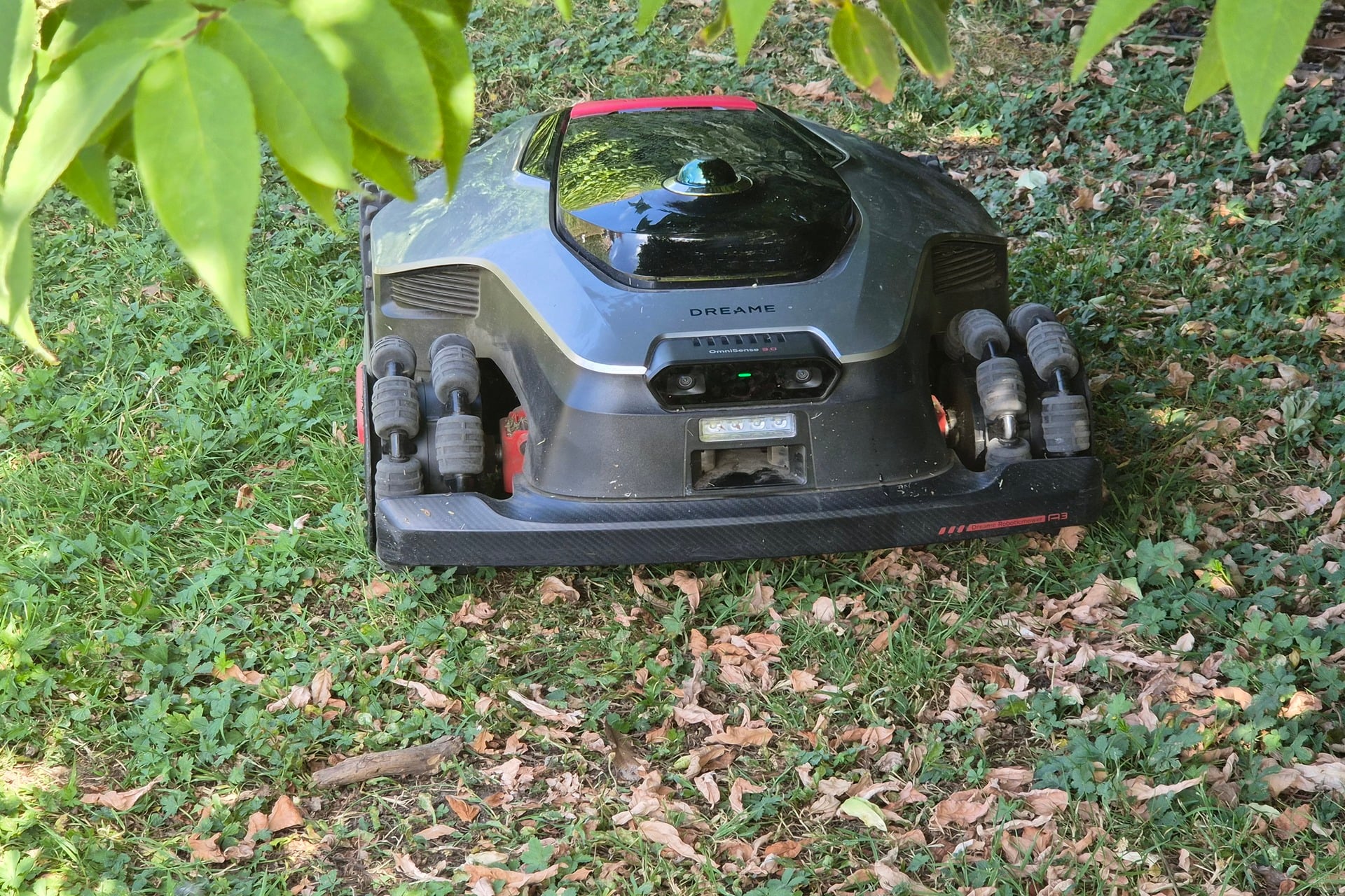 Test complet robot tondeuse Dreame A3 AWD Pro 5000 navigation LiDAR et caméras IA tonte double plateau 40 cm