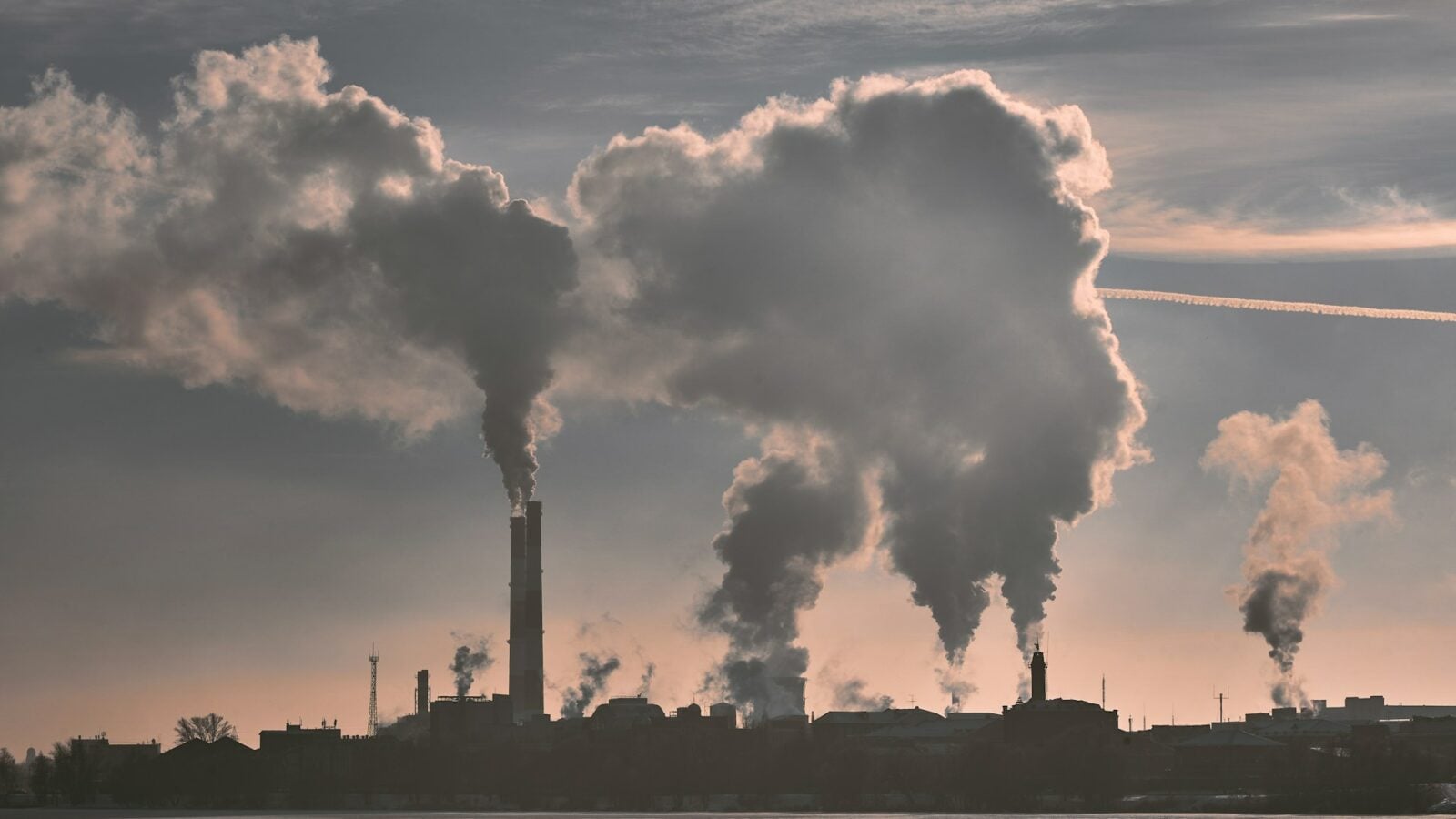 Des scientifiques découvrent un lien entre pollution atmosphérique et fertilité masculine. Les générations futures menacées par ce que nous respirons