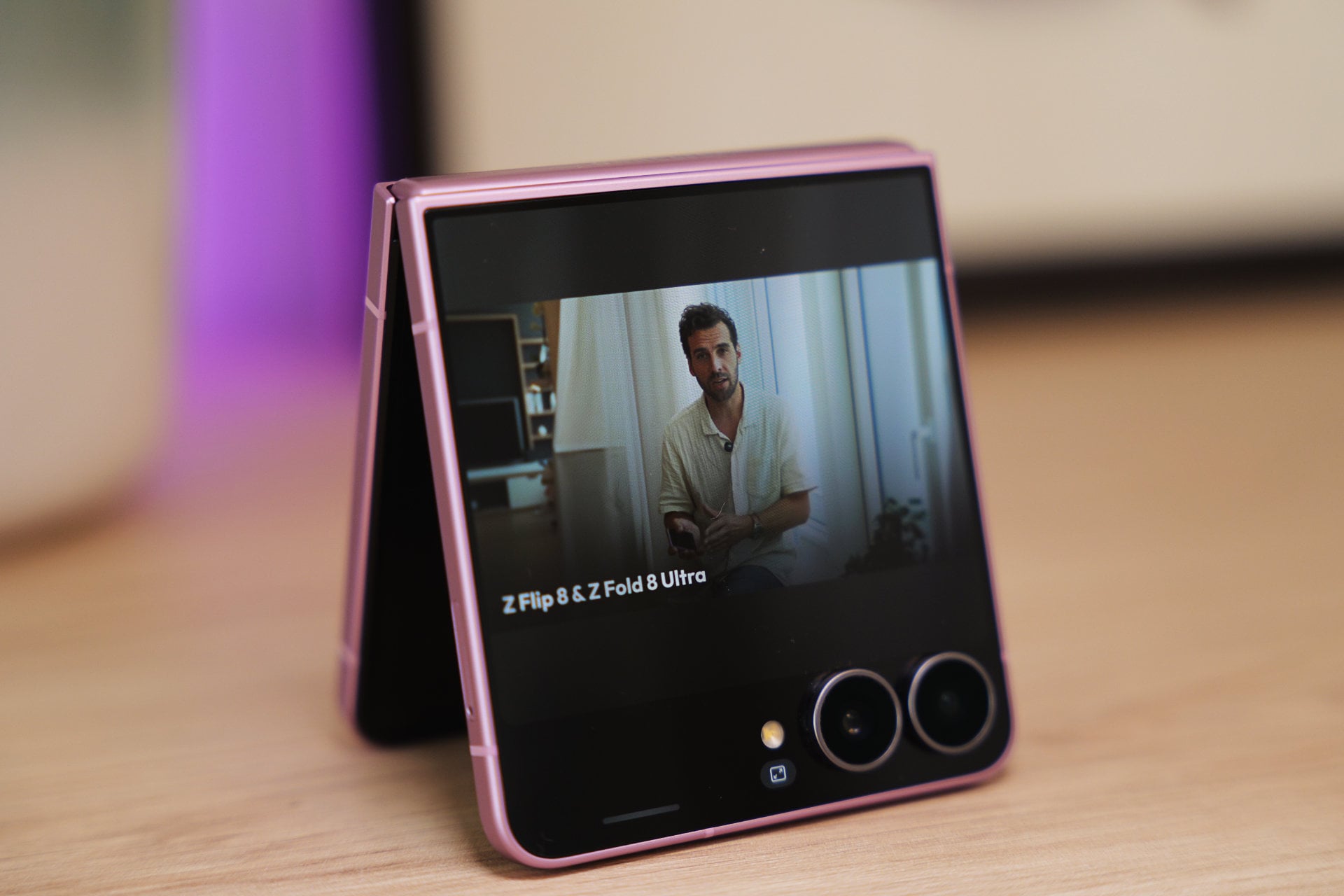 Samsung Galaxy Z Flip 8 Ecran Externe Video