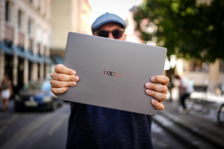 Tecnomegabookt14air (1)
