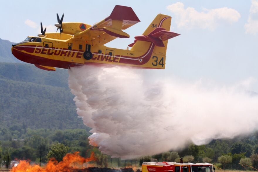 « On est pas efficaces » : l’un des rares pilotes de Canadair se confie sur les incendies en France