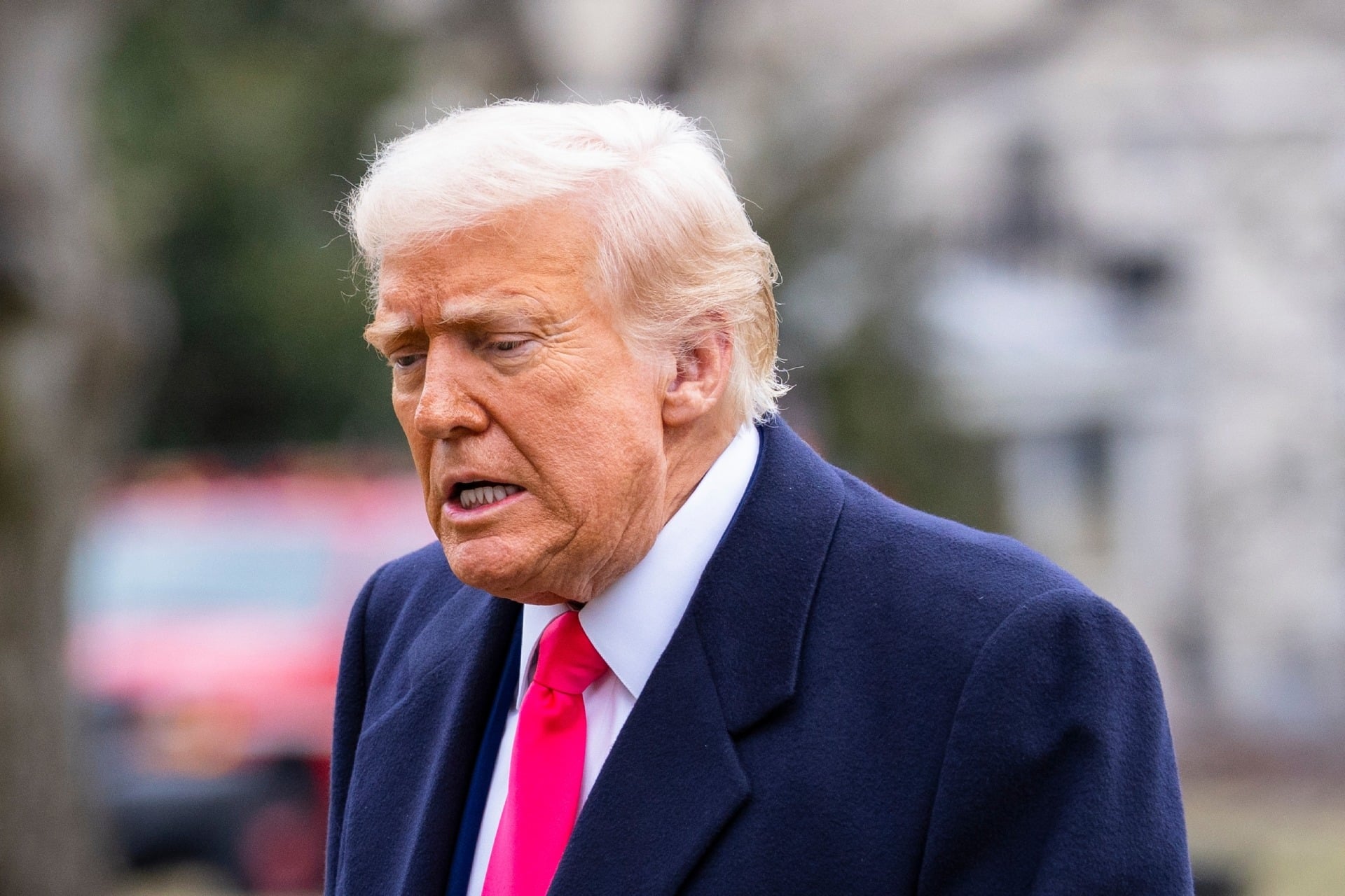 Trump se plaint des méga incendies, mais a secrètement sabordé le programme satellite qui aurait permis de mieux les surveiller