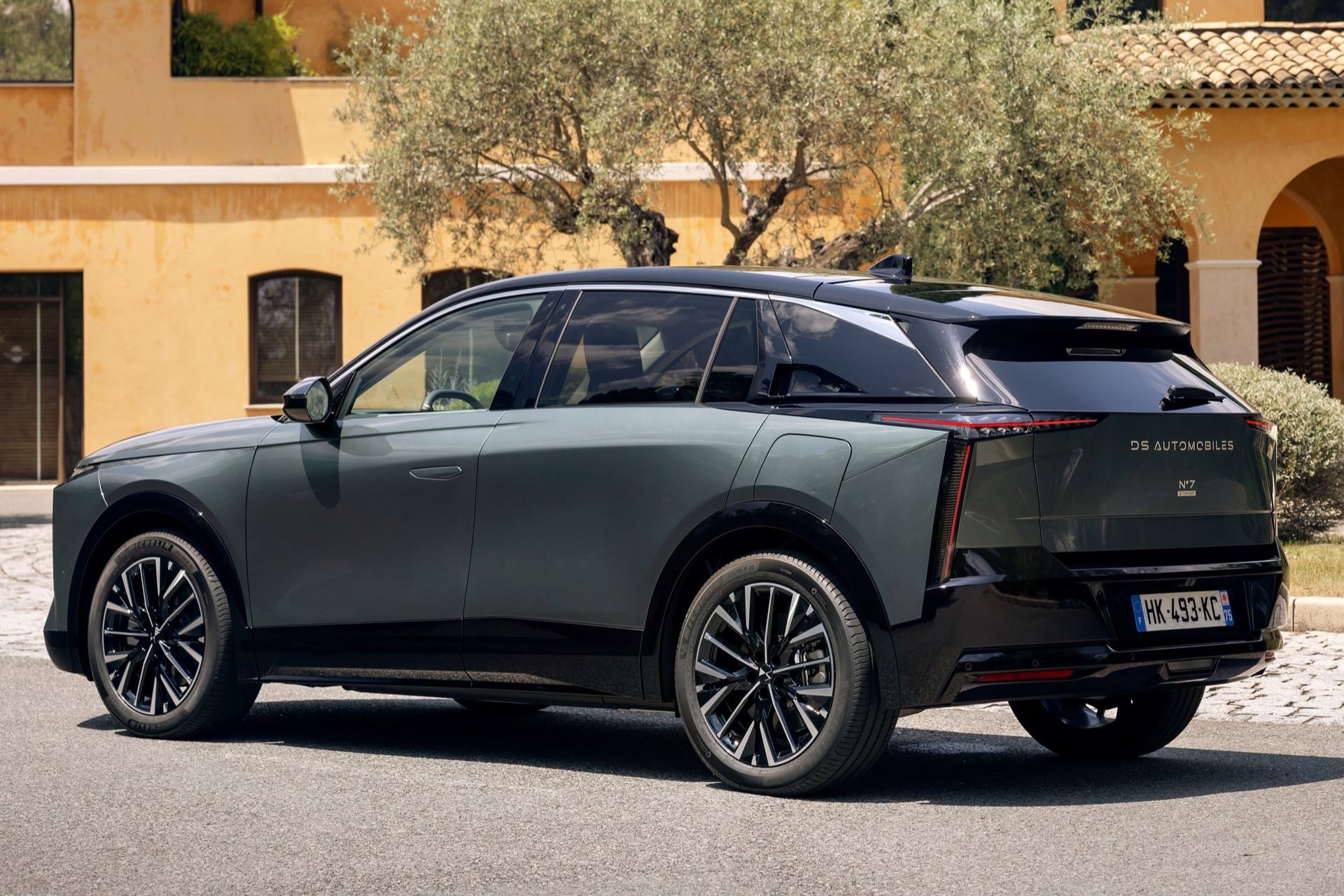 Ds N7 (1)