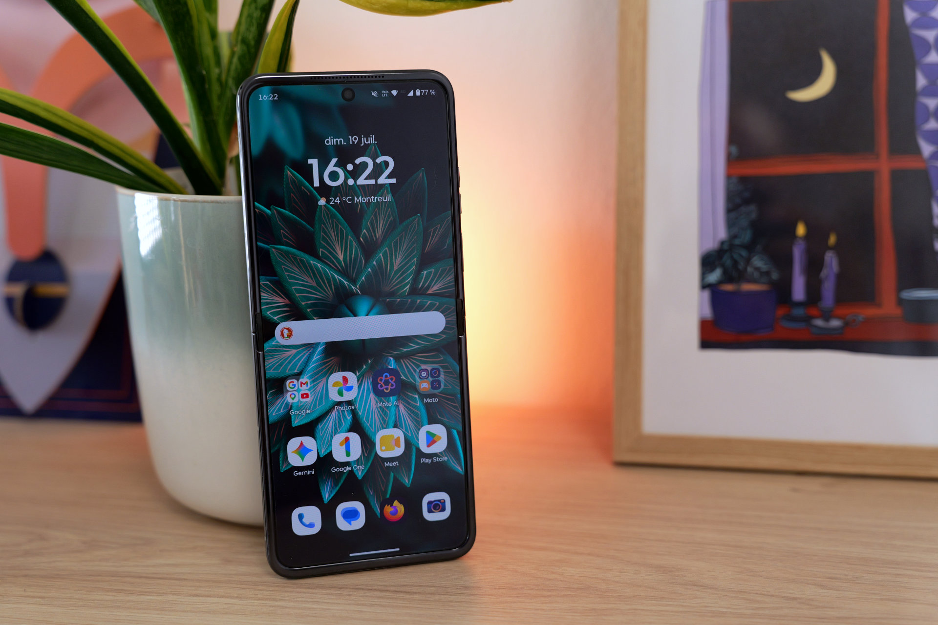 Motorola Razr 70 Face