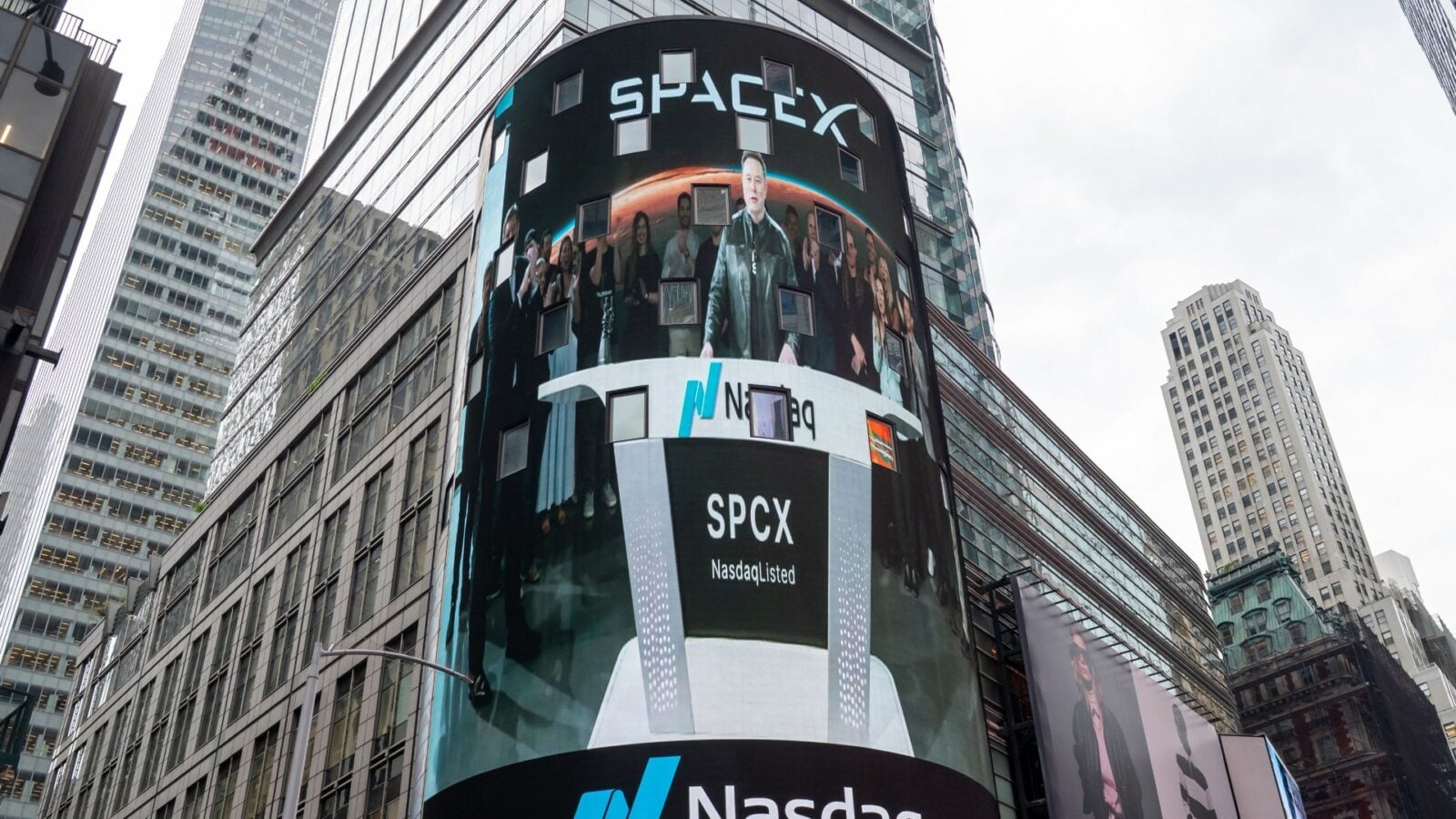 SpaceX entre au prestigieux Nasdaq, et se vautre dès son premier jour
