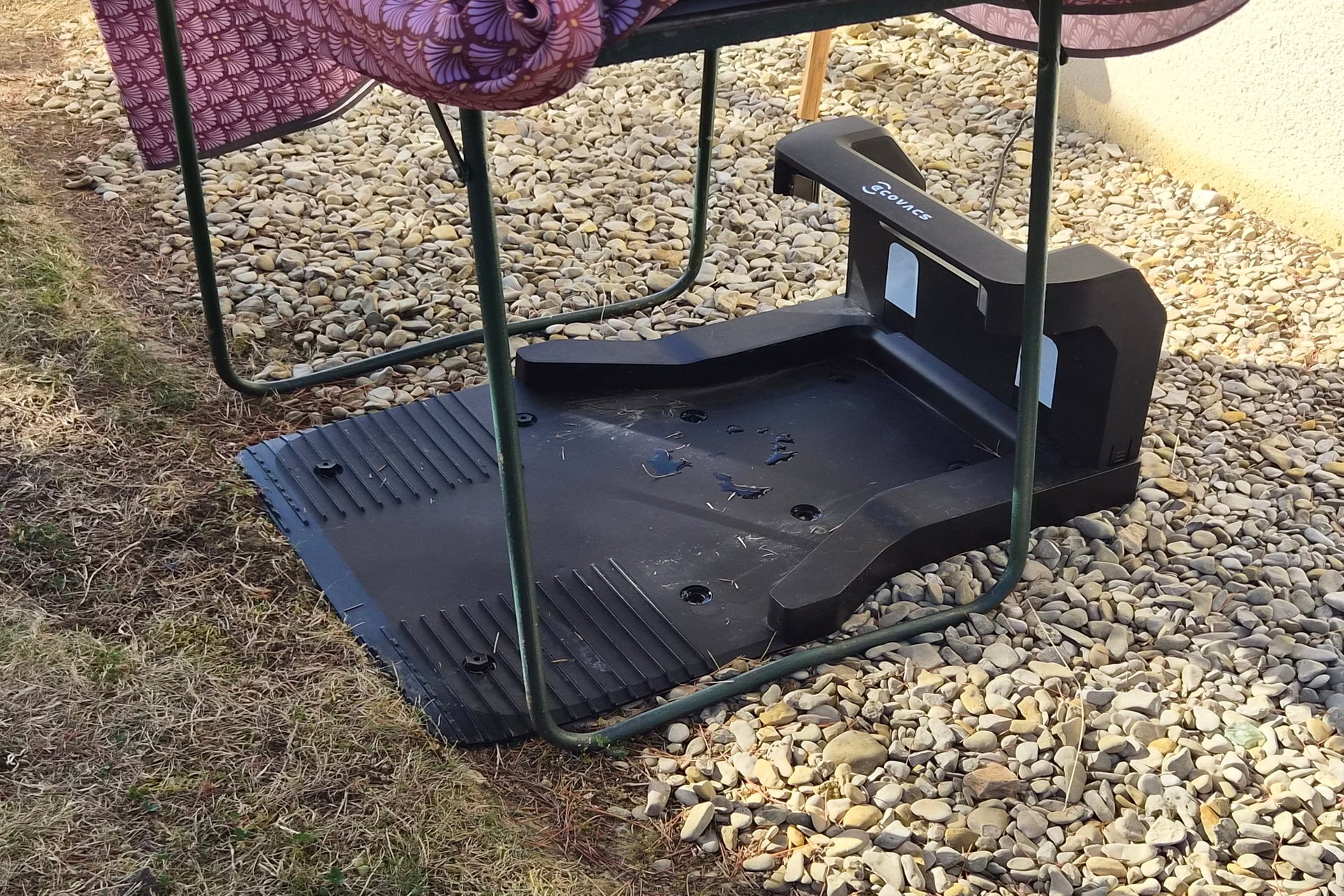 Test Ecovacs Goat A1600 LiDAR Pro rotofil coupe-bordures à fil intégré application autonomie cartographie design tonte déplacements base charge station