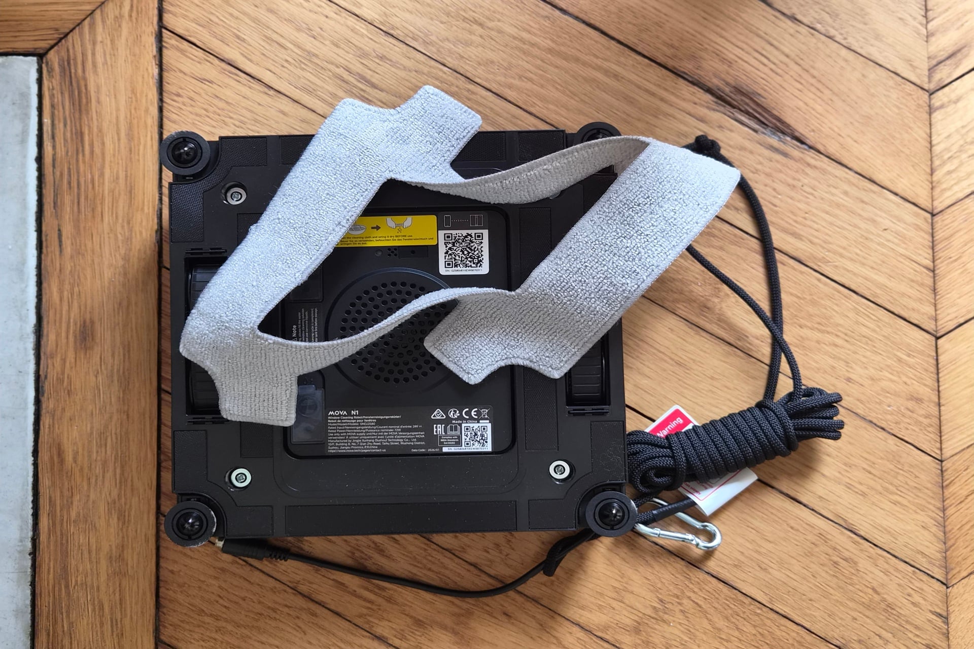Test du robot laves-vitre Mova N1 avis complet