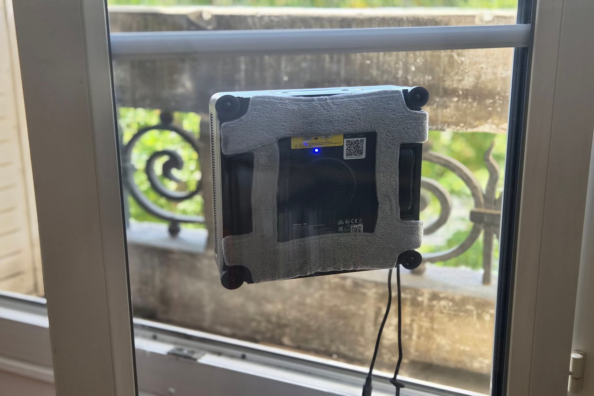 Test du robot laves-vitre Mova N1 avis complet