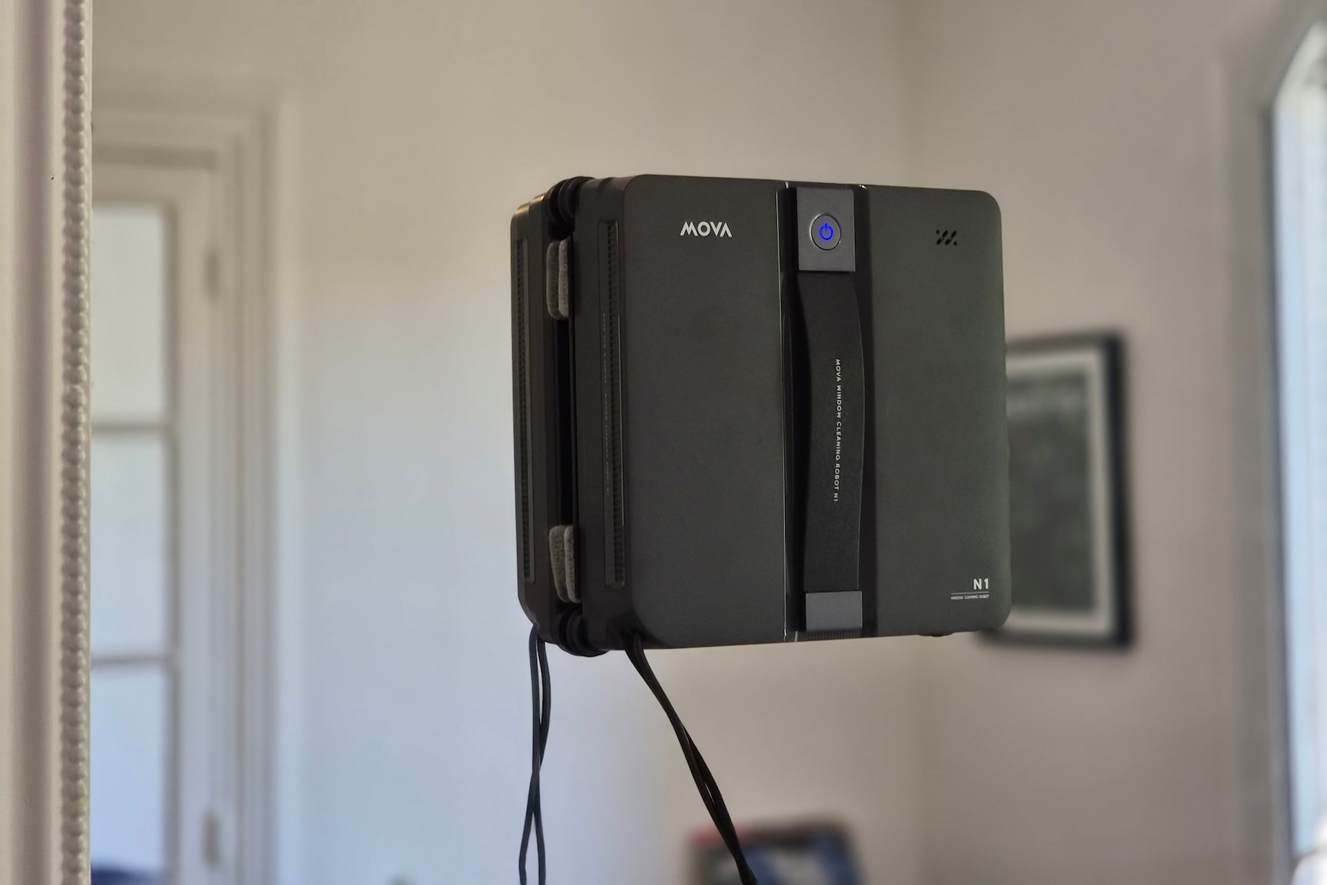Test du robot laves-vitre Mova N1 avis complet application et télécommande